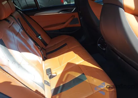 2019 BMW M5 из США, поврежденный, VIN WBSJF0C59KB284173